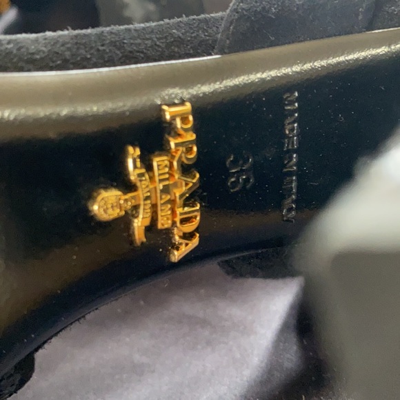 Prada Pumps - Picture 5 of 6